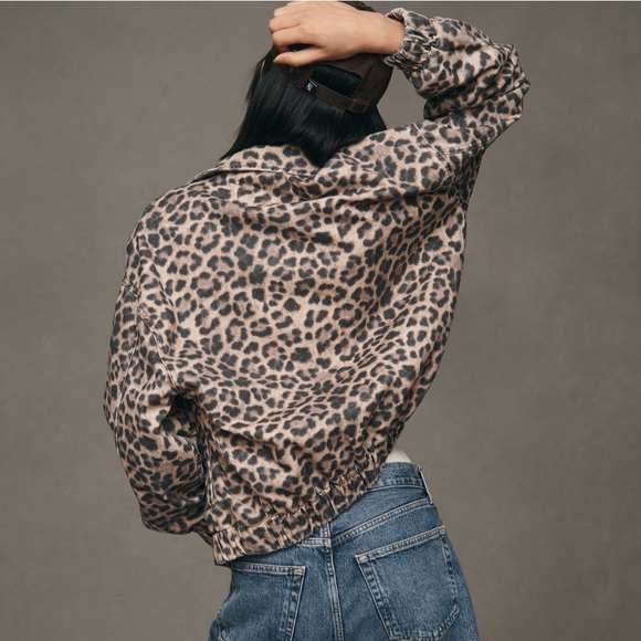 The Riley Bomber Jacket - - Picture 3 of 6